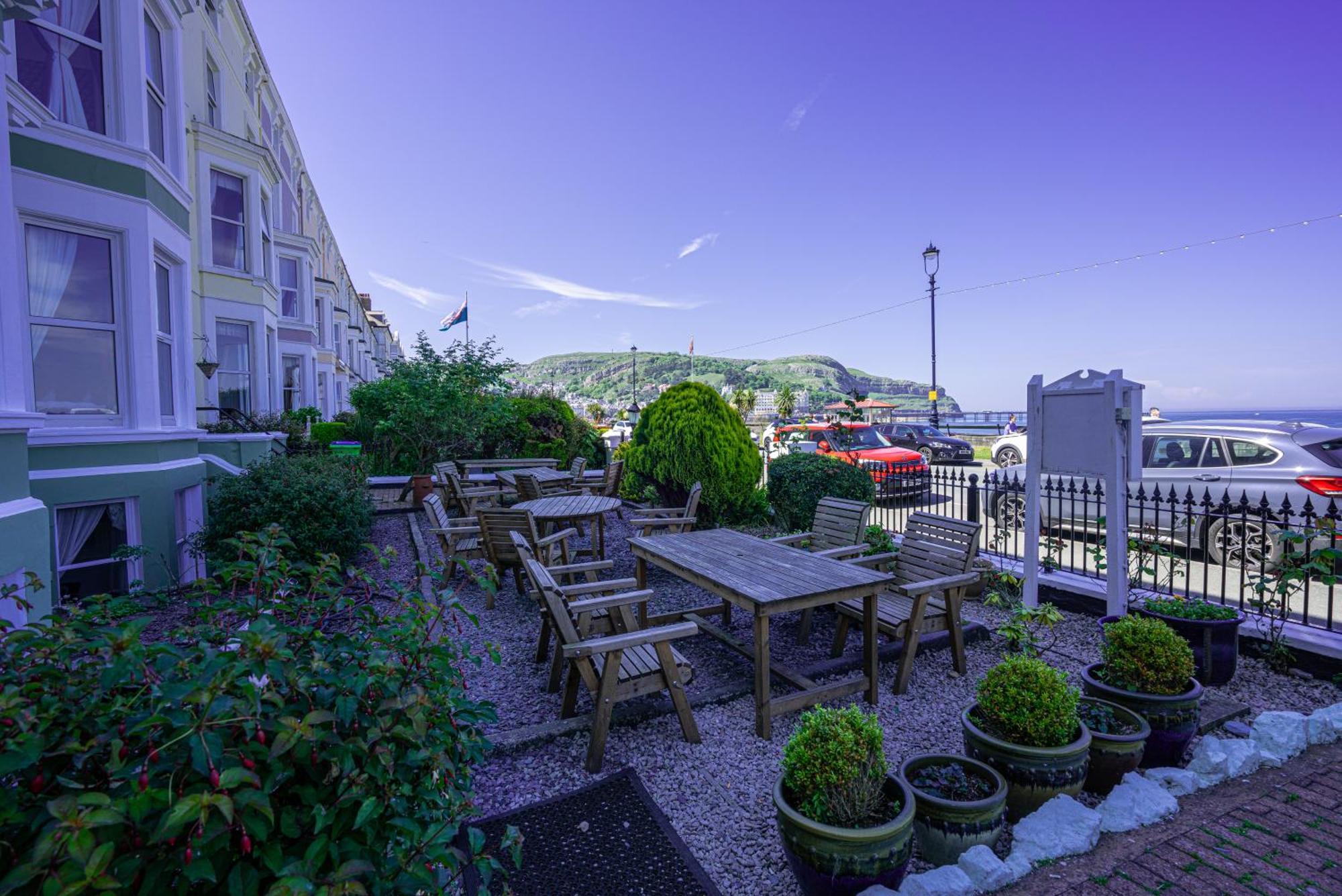 The Central Hotel Llandudno Exterior foto